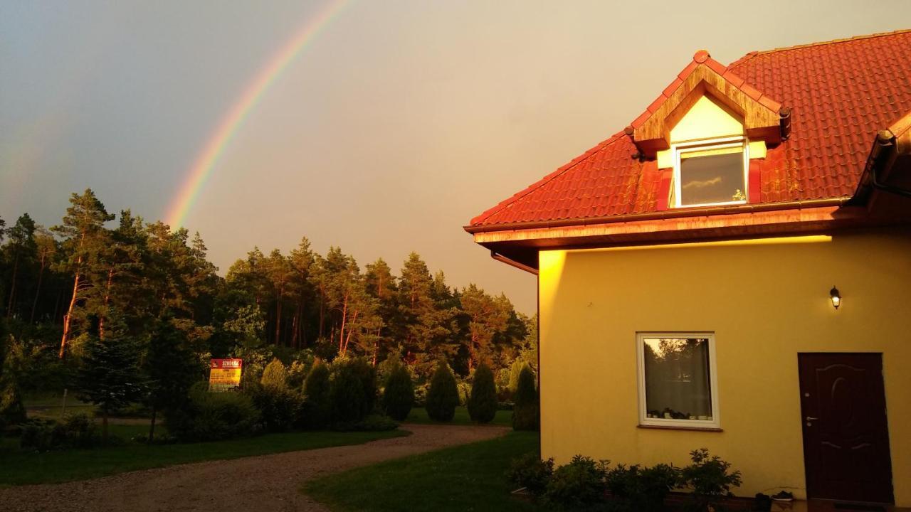 Pokoje Goscinne Przylesie Łobez 外观 照片
